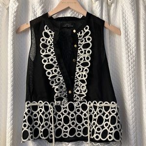 Robert Rodriguez blouse. US 0. 100% silk